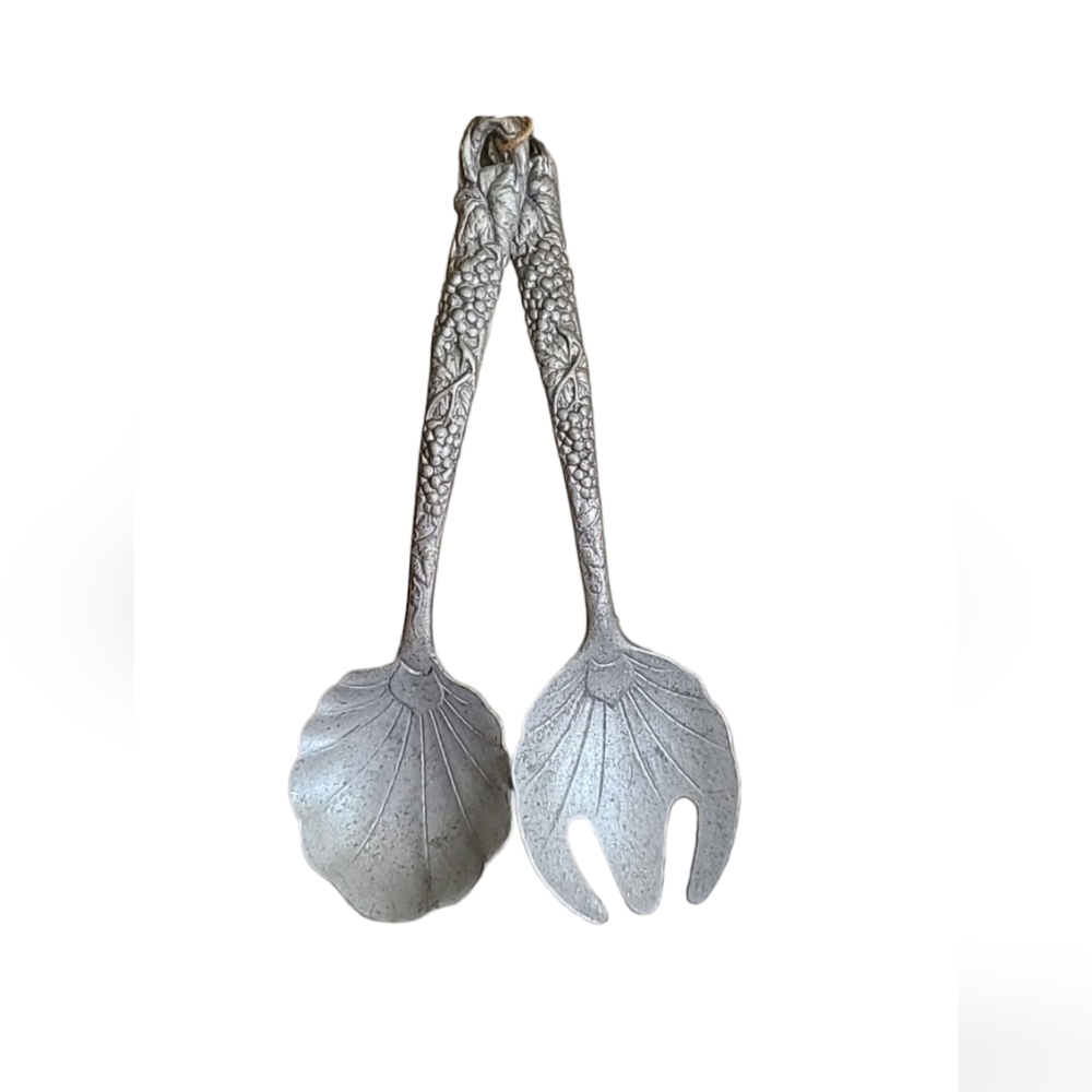 Vintage Arthur Court Grape Serving Set Metal Spoon Fork Utensil Serveware